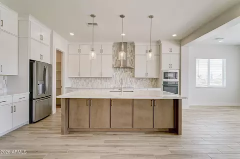 4075 W Silverdale Rd, Queen Creek, AZ 85142