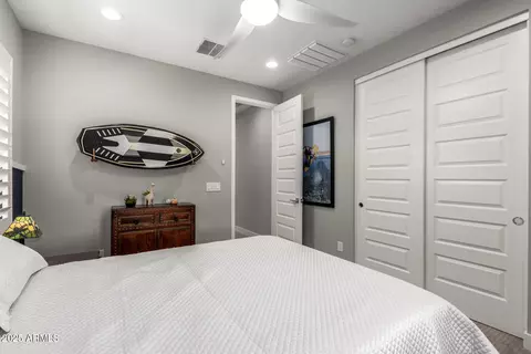 Bedroom - 3251 E Bryce Ln, Phoenix, AZ 85050 photo 5 of 8