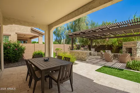 Exterior - 3251 E Bryce Ln, Phoenix, AZ 85050 photo 9 of 16