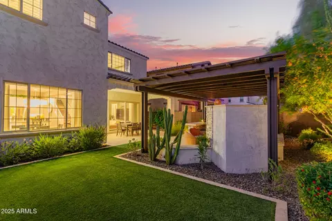 Exterior - 3251 E Bryce Ln, Phoenix, AZ 85050 photo 8 of 16