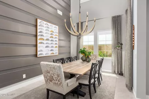 Dining - 3251 E Bryce Ln, Phoenix, AZ 85050 photo 2 of 5