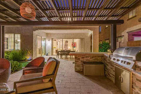 Exterior - 3251 E Bryce Ln, Phoenix, AZ 85050 photo 7 of 16