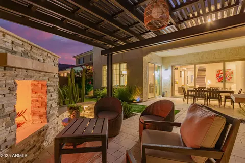 Exterior - 3251 E Bryce Ln, Phoenix, AZ 85050 photo 6 of 16