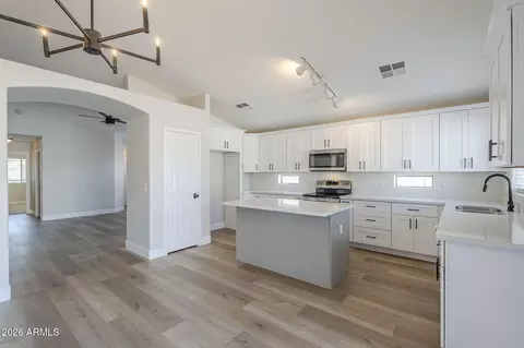 Kitchen - 2518 W Carson Rd, Phoenix, AZ 85041 photo 2 of 5
