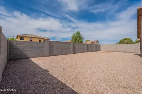 Exterior - 2518 W Carson Rd, Phoenix, AZ 85041 photo 2 of 3