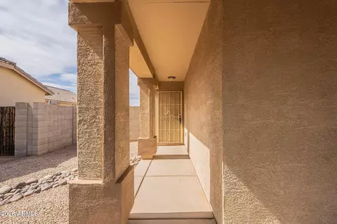 Entry Way - 2518 W Carson Rd, Phoenix, AZ 85041 photo 1 of 1