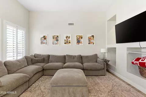 Living - 4304 E Sands Dr, Phoenix, AZ 85050 photo 4 of 5