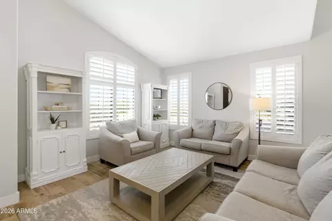 Living - 4304 E Sands Dr, Phoenix, AZ 85050 photo 2 of 5