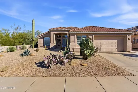 Exterior - 4304 E Sands Dr, Phoenix, AZ 85050 photo 2 of 13