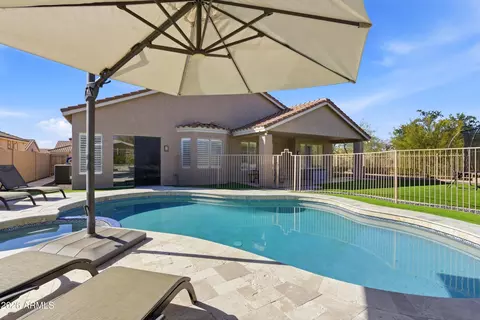 Exterior - 4304 E Sands Dr, Phoenix, AZ 85050 photo 7 of 13