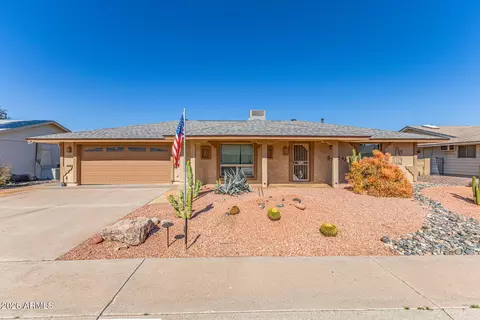 10940 W White Mountain Rd, Sun City, AZ 85351