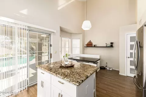 Kitchen - 16614 S 12th Pl, Phoenix, AZ 85048 photo 4 of 4
