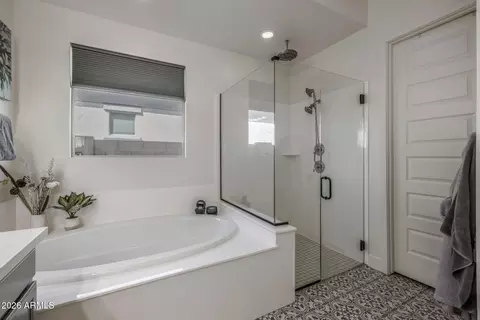 Bath - 10709 E Thornton Ave, Mesa, AZ 85212 photo 2 of 5