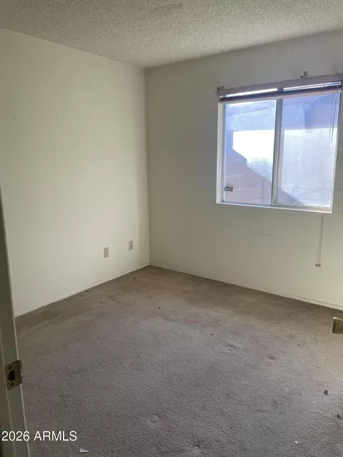 Bedroom - 2301 E Laurel Ln, Phoenix, AZ 85028 photo 2 of 2