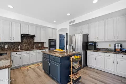Kitchen - 3263 E Inverness Ave, Mesa, AZ 85204 photo 1 of 5