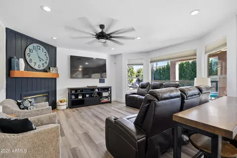 Living - 3263 E Inverness Ave, Mesa, AZ 85204 photo 2 of 5