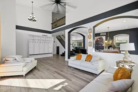 Entry Way - 3263 E Inverness Ave, Mesa, AZ 85204 photo 2 of 3