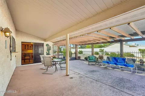 20042 N Crown Ridge Dr, Sun City West, AZ 85375