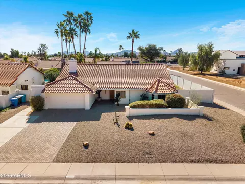 4301 E Betty Elyse Ln, Phoenix, AZ 85032