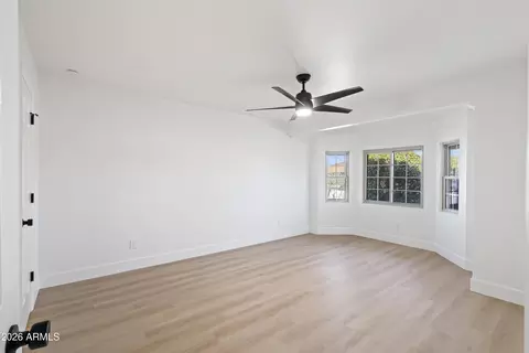 Living - 4301 E Betty Elyse Ln, Phoenix, AZ 85032 photo 2 of 2