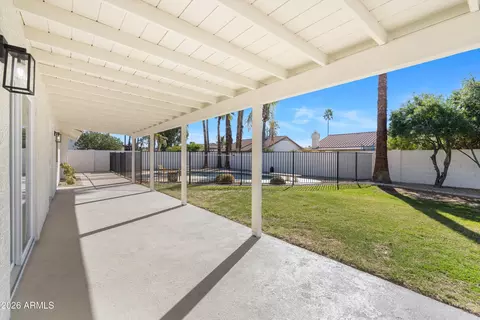 Exterior - 4301 E Betty Elyse Ln, Phoenix, AZ 85032 photo 6 of 8