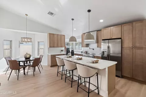 Kitchen - 4301 E Betty Elyse Ln, Phoenix, AZ 85032 photo 1 of 5
