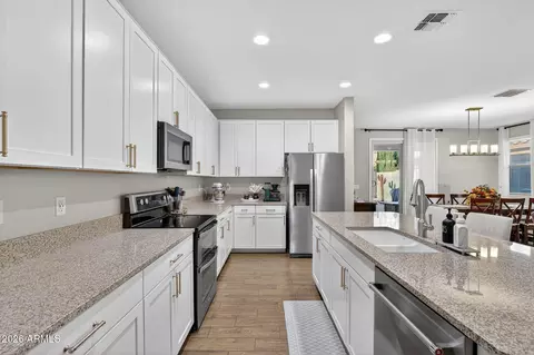 Kitchen - 5054 E Halifax St, Mesa, AZ 85205 photo 4 of 5