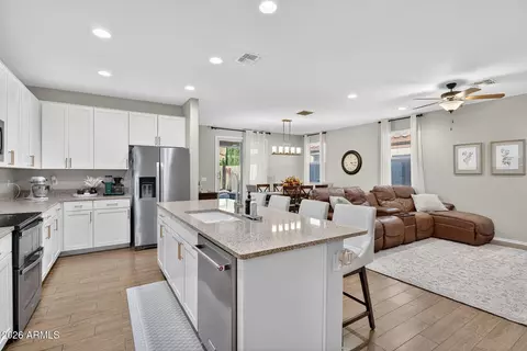 Kitchen - 5054 E Halifax St, Mesa, AZ 85205 photo 3 of 5