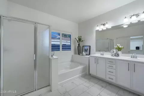 Bath - 2984 E Coconino Dr, Gilbert, AZ 85298 photo 1 of 3