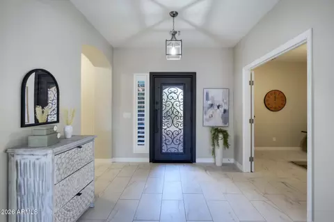 Entry Way - 2984 E Coconino Dr, Gilbert, AZ 85298 photo 3 of 4