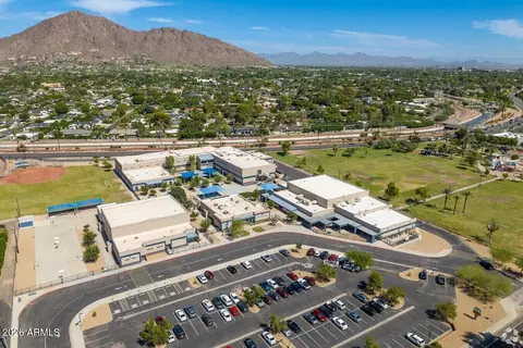 View/Area - 4013 E Indianola Ave, Phoenix, AZ 85018 photo 2 of 3