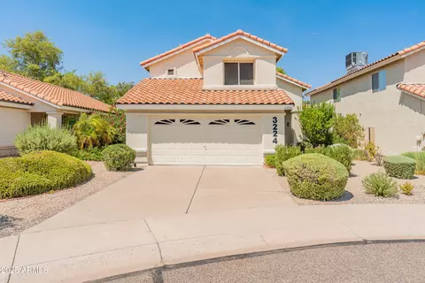 3224 E Sierra St, Phoenix, AZ 85028 photo 2