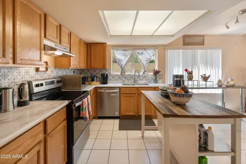 3224 E Sierra St, Phoenix, AZ 85028 photo 8