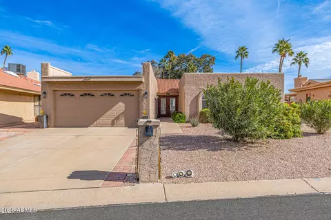 26241 S Lakemont Dr, Sun Lakes, AZ 85248