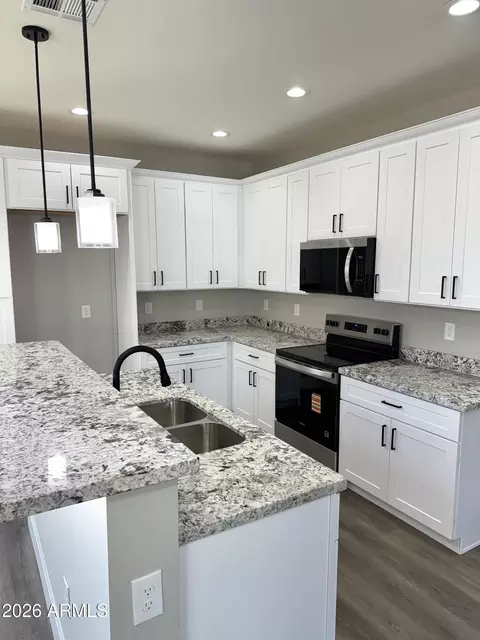 2057 E Orange St, Tempe, AZ 85281