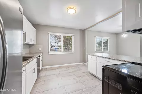 Kitchen - 1724 W Thomas Rd, Phoenix, AZ 85015 photo 2 of 3