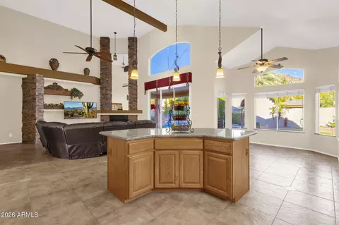 Kitchen - 14811 S 13th Pl, Phoenix, AZ 85048 photo 7 of 7
