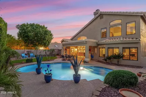 Exterior - 14811 S 13th Pl, Phoenix, AZ 85048 photo 9 of 11