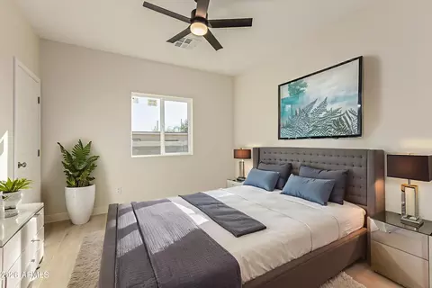 Bedroom - 9425 N 9th Ave, Phoenix, AZ 85021 photo 6 of 6