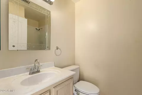 Bath - 1219 E Granite View Dr, Phoenix, AZ 85048 photo 3 of 5