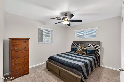 Bedroom - 1314 E Palo Verde Dr, Phoenix, AZ 85014 photo 3 of 7
