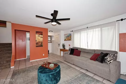 1621 W Hazelwood St, Phoenix, AZ 85015