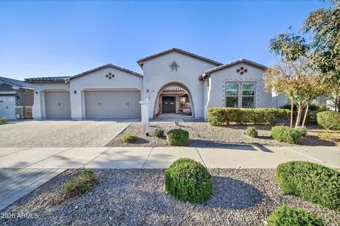 9932 E Rotation Dr, Mesa, AZ 85212