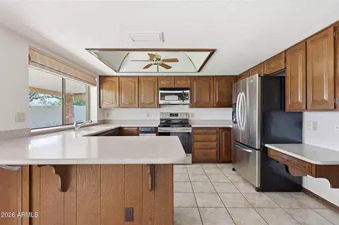 Kitchen - 2255 E Jacaranda St, Mesa, AZ 85213 photo 2 of 6