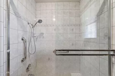 Bath - 2255 E Jacaranda St, Mesa, AZ 85213 photo 5 of 6