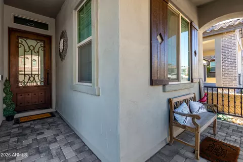 715 E Silver Fox Way, Phoenix, AZ 85048 photo 4