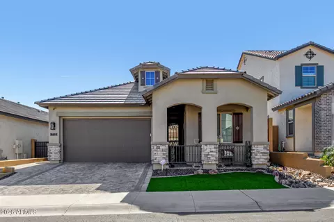 715 E Silver Fox Way, Phoenix, AZ 85048 photo 2