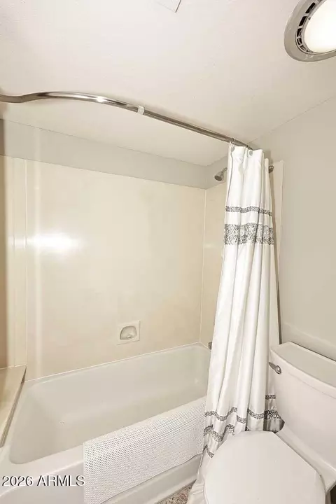 Bath - 4341 E Bannock St, Phoenix, AZ 85044 photo 7 of 7