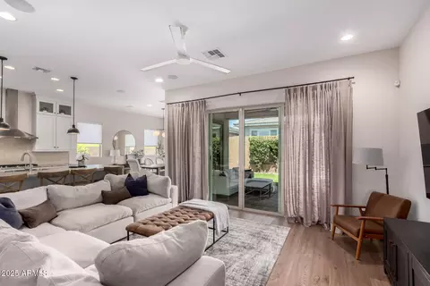 Other - 2830 E Crest Ln, Phoenix, AZ 85050 photo 3 of 9