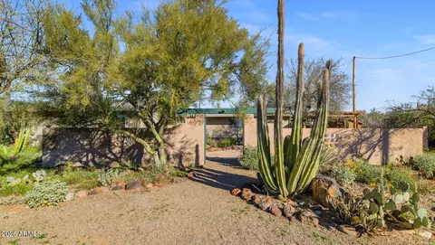 43612 N 3rd Ave, New River, AZ 85087
